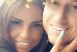 超模爆料前男友视频播放,揭秘背后惊人真相