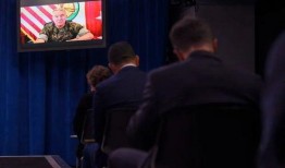 美国人深夜爆料新闻视频,美国人爆料最新热点新闻视频