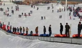 滑雪场爆料西宁事件视频,视频揭秘惊心动魄一幕