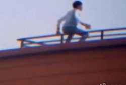 男子爆料拍戏视频,揭秘影视行业幕后真相