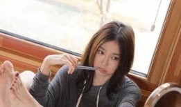 八卦明星爆料杨紫视频,杨紫视频曝光，背后故事引热议